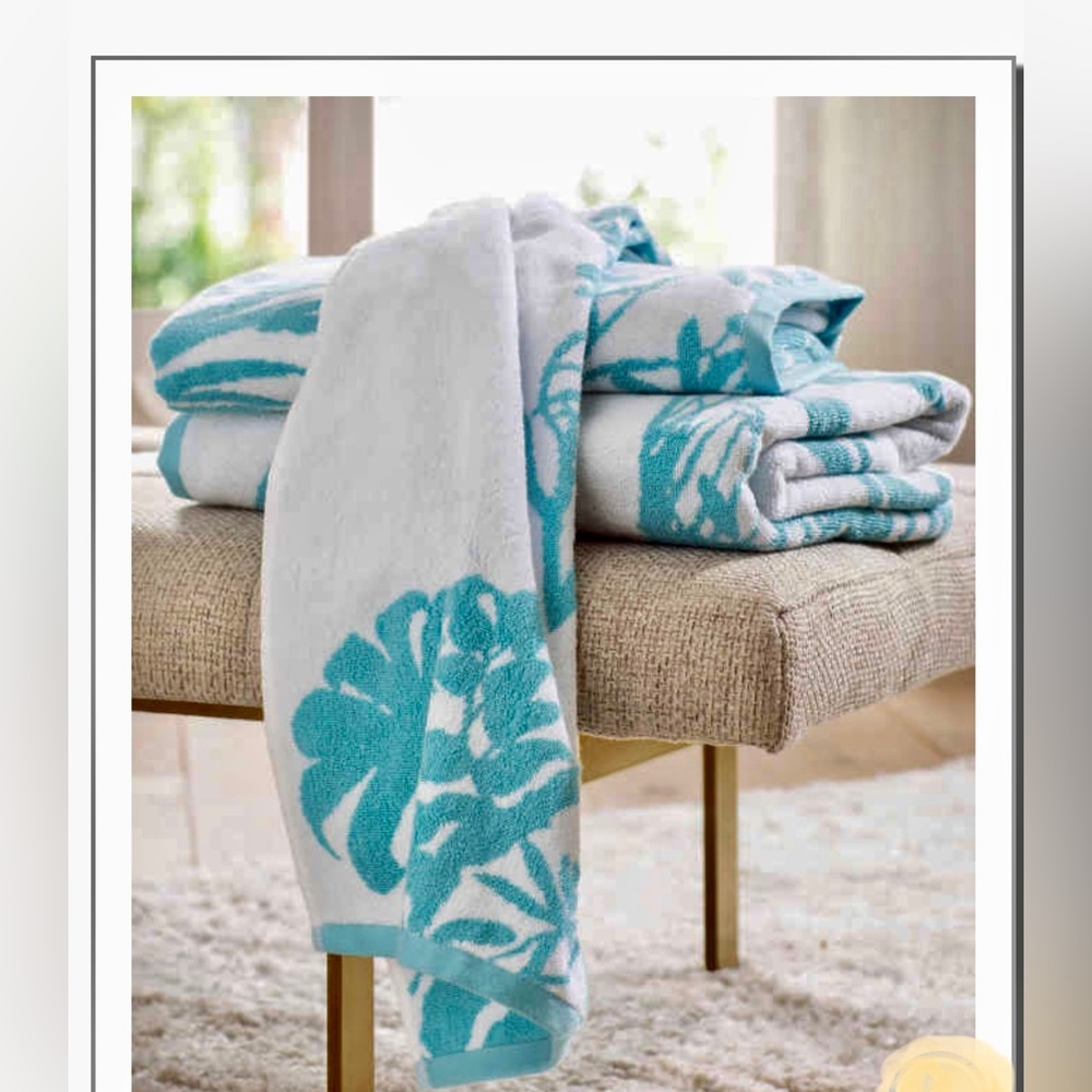 Anne de Solene Paris Extra large hand towel